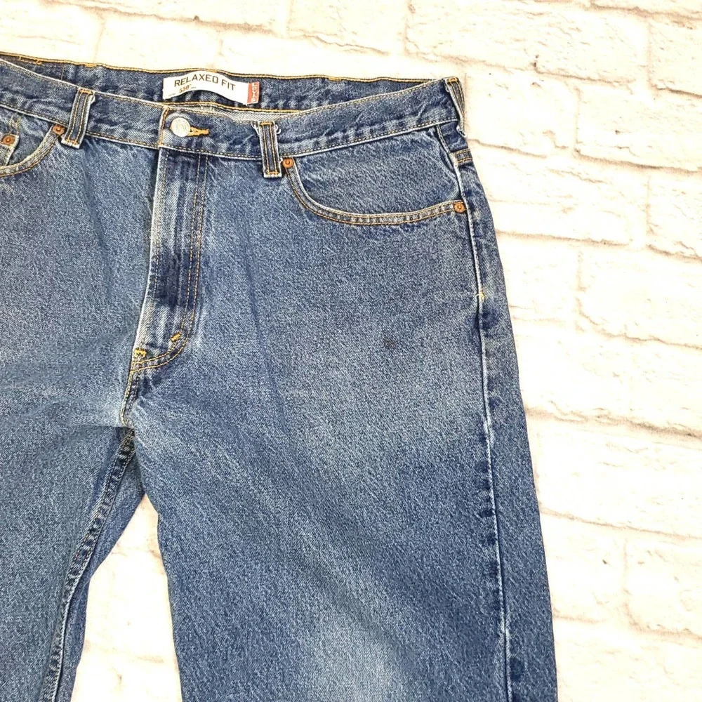 Levi's 550 men's Relaxed Fit Jeans size 38